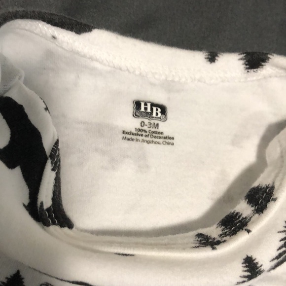 Set of 3 Long Sleeve Winter Onesies 0-3M - Picture 8 of 8